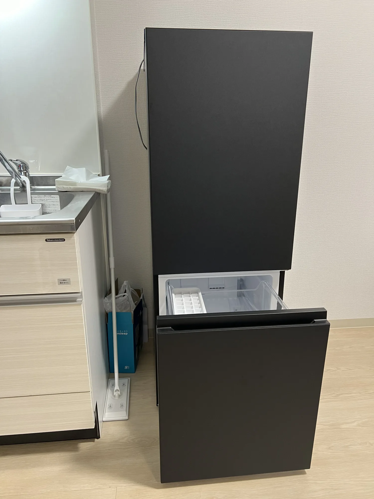 Panasonic 靜音冰箱 Quiet Fridge — 圖片 1